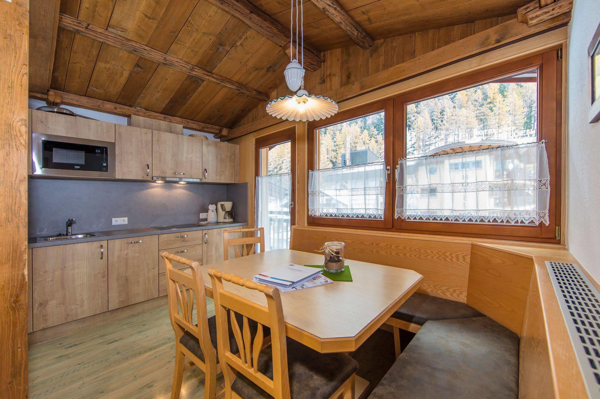 Vizensn Living Hotell Sölden Exteriör bild