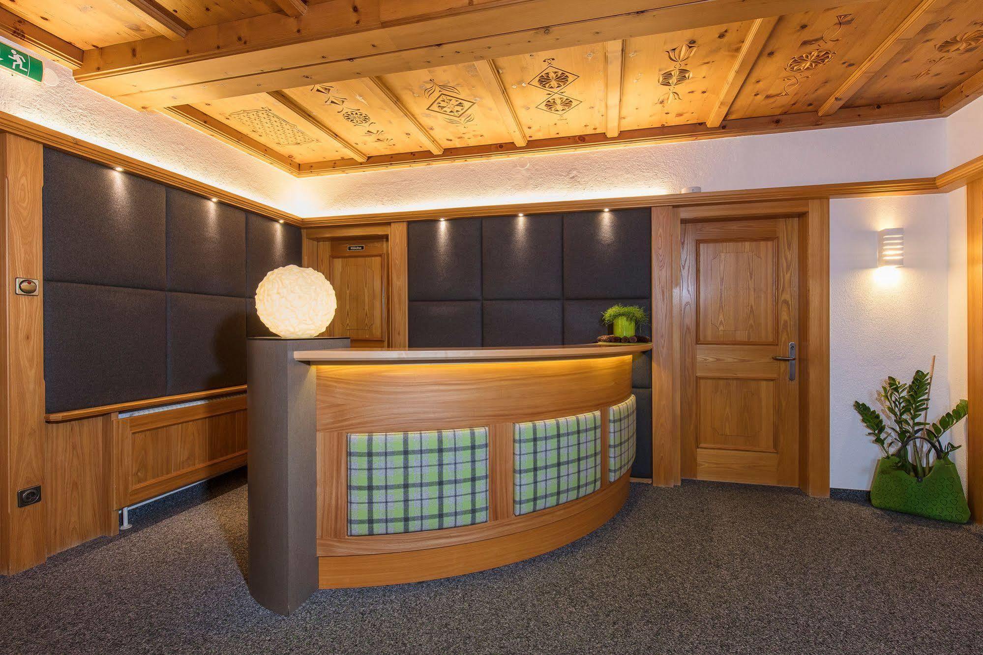 Vizensn Living Hotell Sölden Exteriör bild