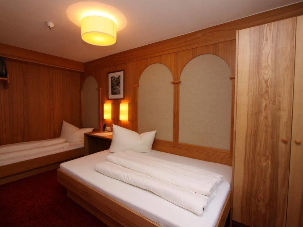 Vizensn Living Hotell Sölden Exteriör bild