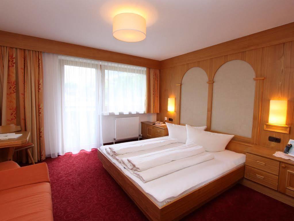 Vizensn Living Hotell Sölden Exteriör bild